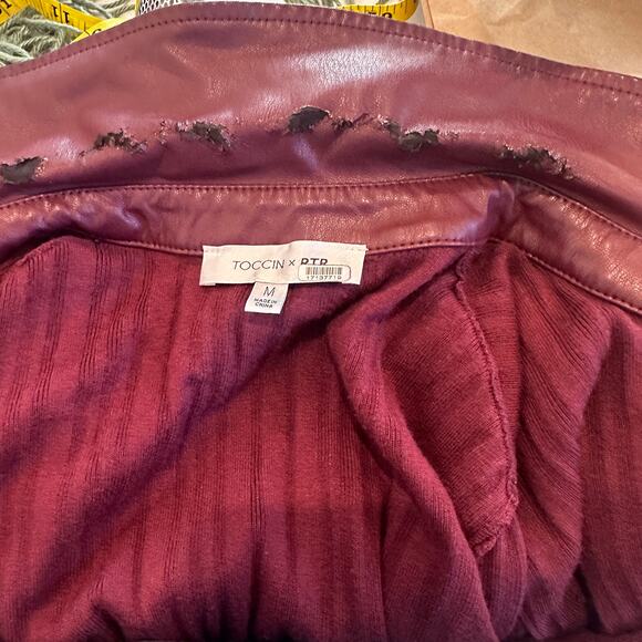 Toccin Burgundy Ribbed Knit Shirt Dress MEDIUM Midi Office Work Designer $525 - Picture 14 of 14